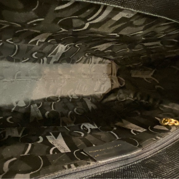 Salvatore Ferragamo black tote with matching wallet - Picture 13 of 13